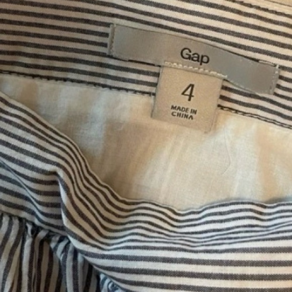 GAP Blue White Seersucker Mini Skirt Coastal Preppy Summer Size 4 - Picture 6 of 6